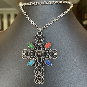 Vintage AVON 1972 ‘Romanesque’ Cross Pendant 24" Necklace Filigree Open Work